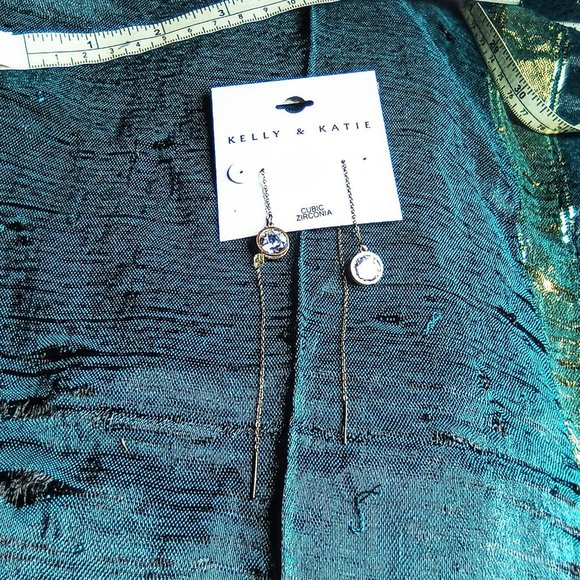 Slider Earrings - Picture 2 of 5